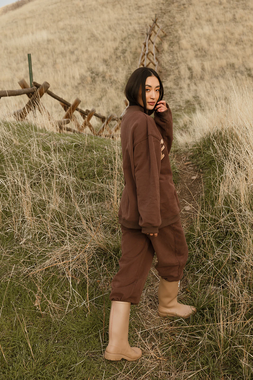 Fancy Oversized Fleece Mockneck - Desert Sand Brown - Image 18