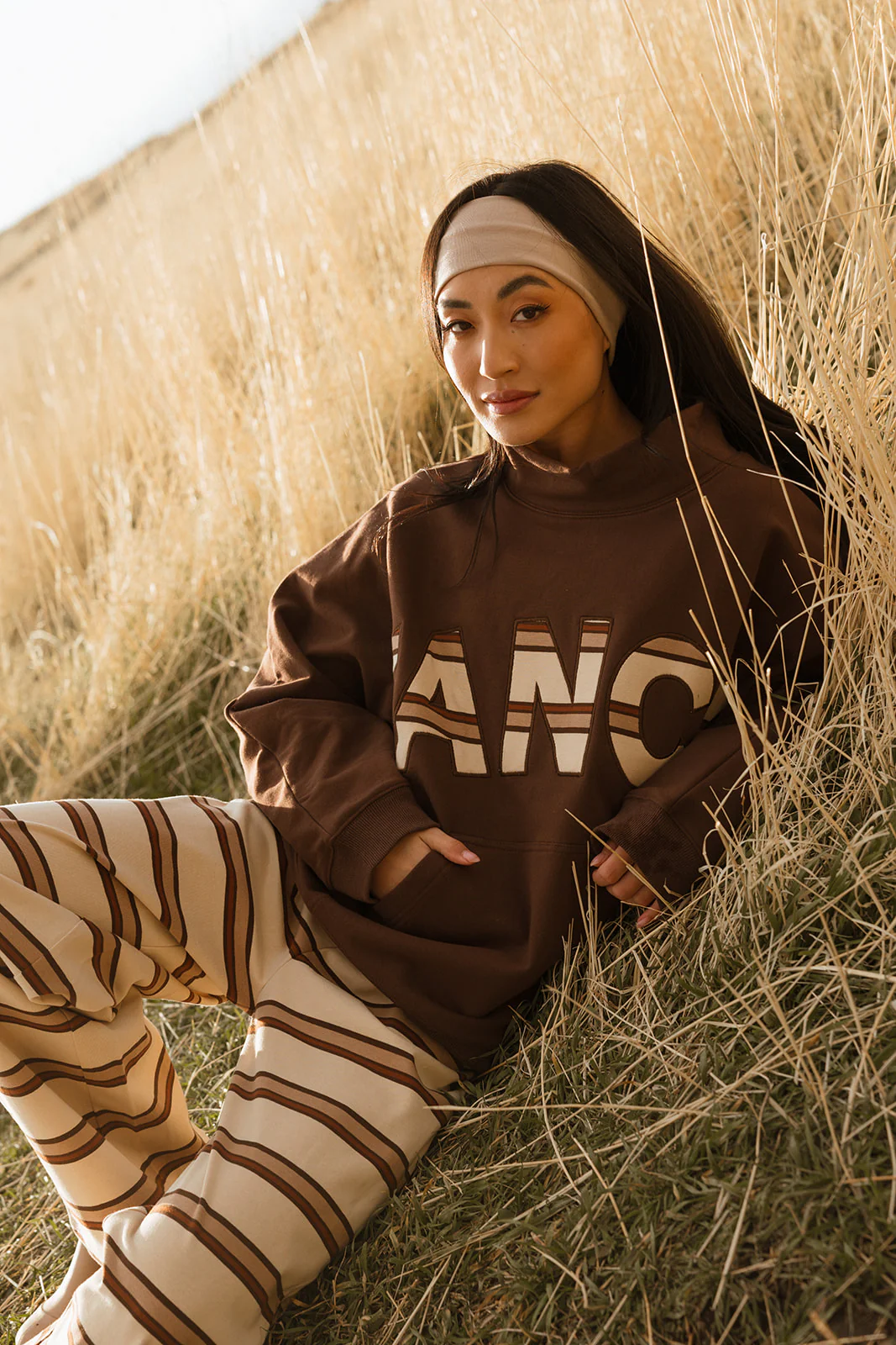 Fancy Oversized Fleece PocketCloud Striped Mockneck - Desert Sand Brown - Image 26